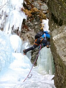 Nick on the tricky sixth pitch